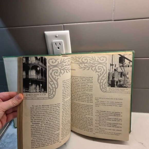 North American neighbors vintage book (1) - Picture 5 of 6